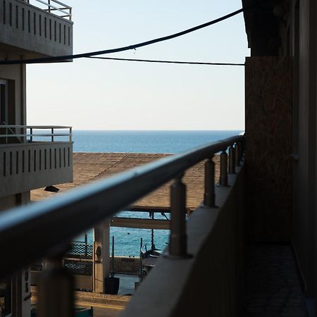Comfy & Modern Apartment In The Heart Of Heraklion Екстериор снимка
