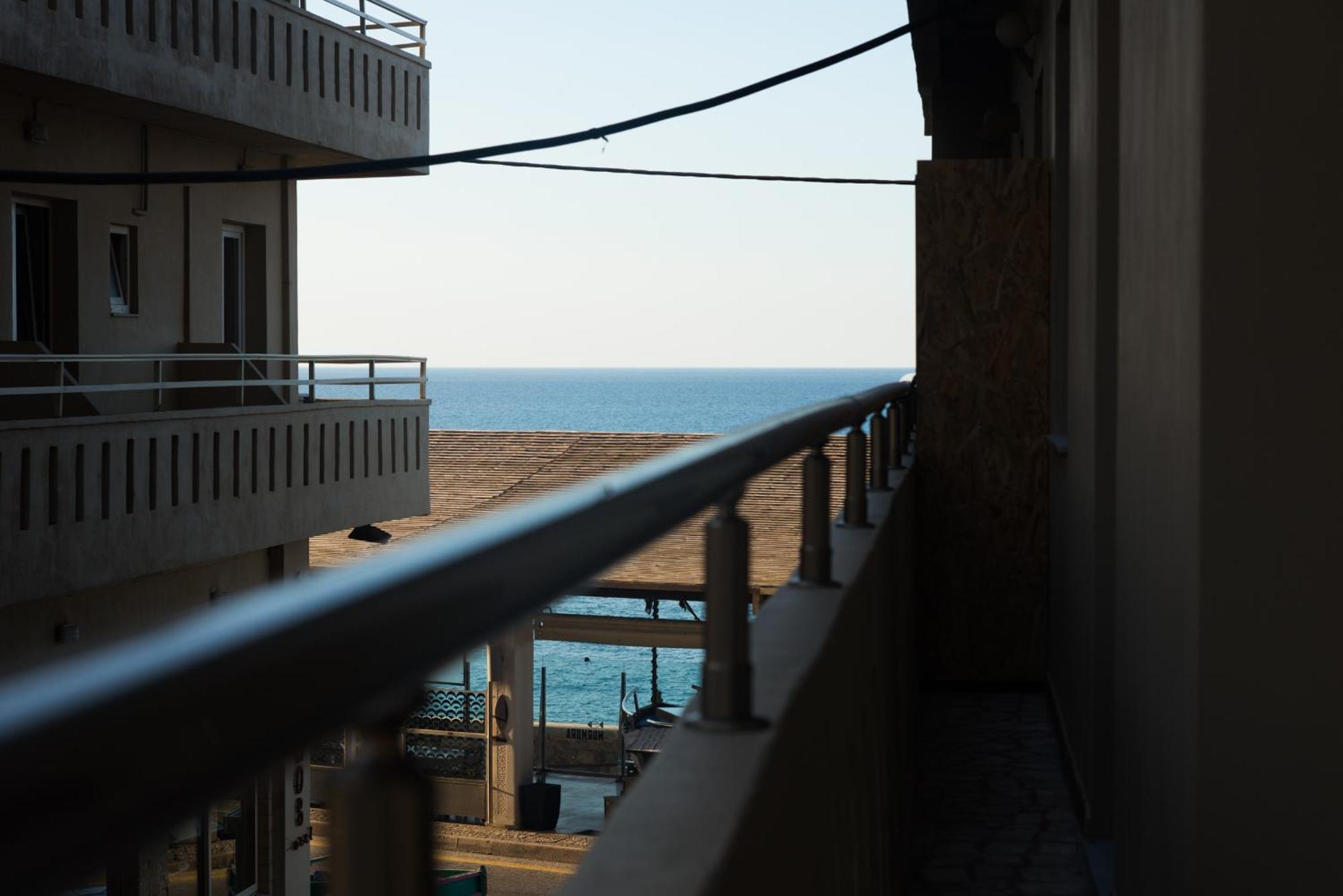 Comfy & Modern Apartment In The Heart Of Heraklion Екстериор снимка
